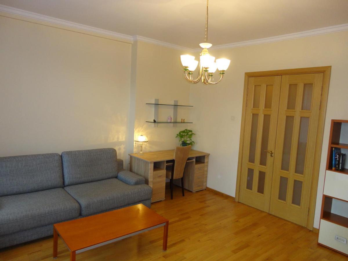 Central Apartment Riepnieku Street Рига Екстериор снимка