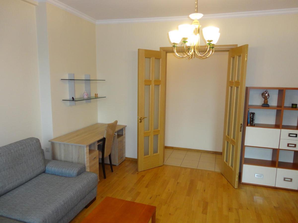 Central Apartment Riepnieku Street Рига Екстериор снимка