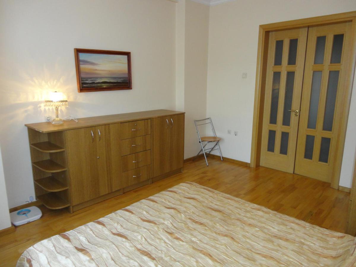 Central Apartment Riepnieku Street Рига Екстериор снимка