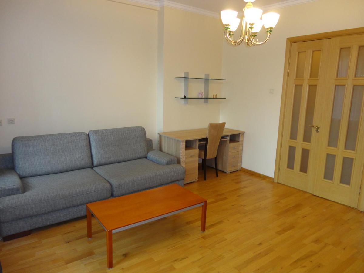 Central Apartment Riepnieku Street Рига Екстериор снимка